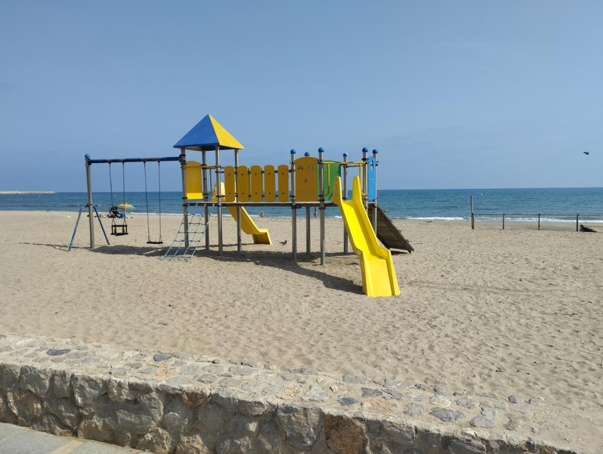 Atico Frente Al Mar Con Parking Para 5 Personas Калафел Екстериор снимка