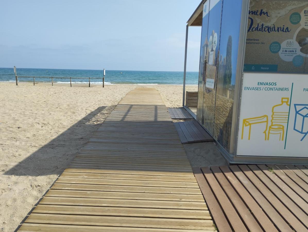 Atico Frente Al Mar Con Parking Para 5 Personas Калафел Екстериор снимка